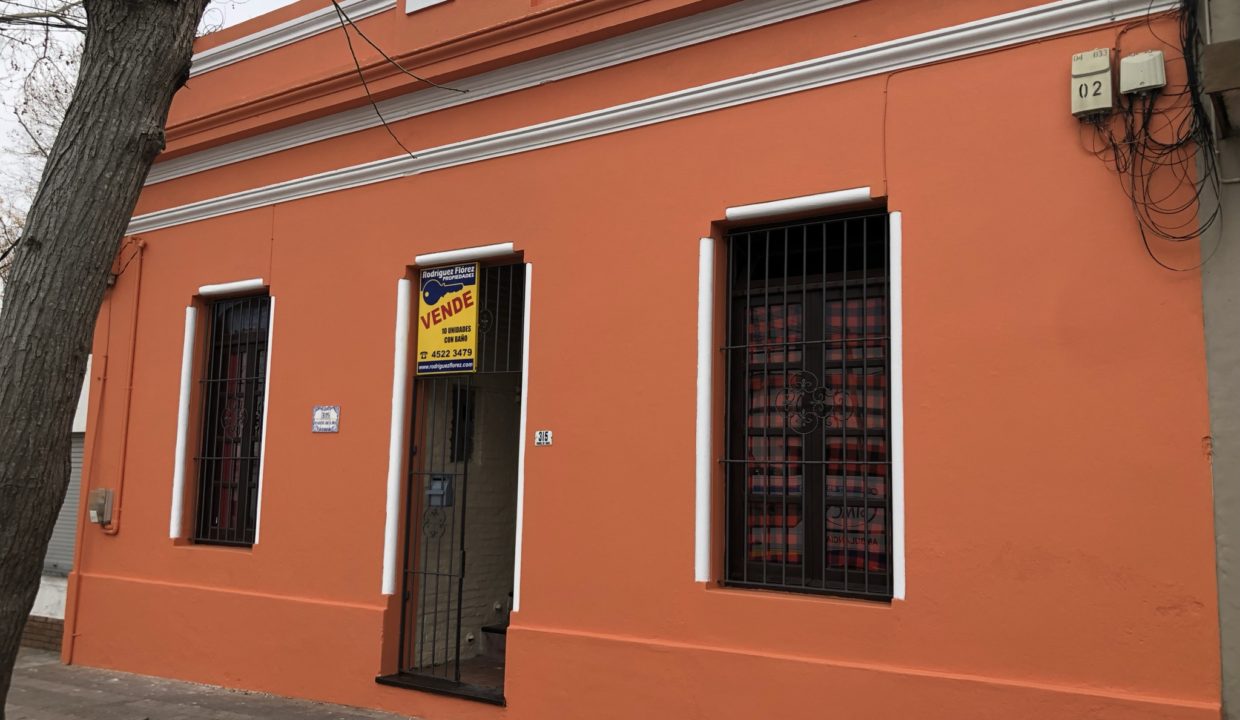 CCE9593D-5356-4FDD-8E88-7E1726A012CB