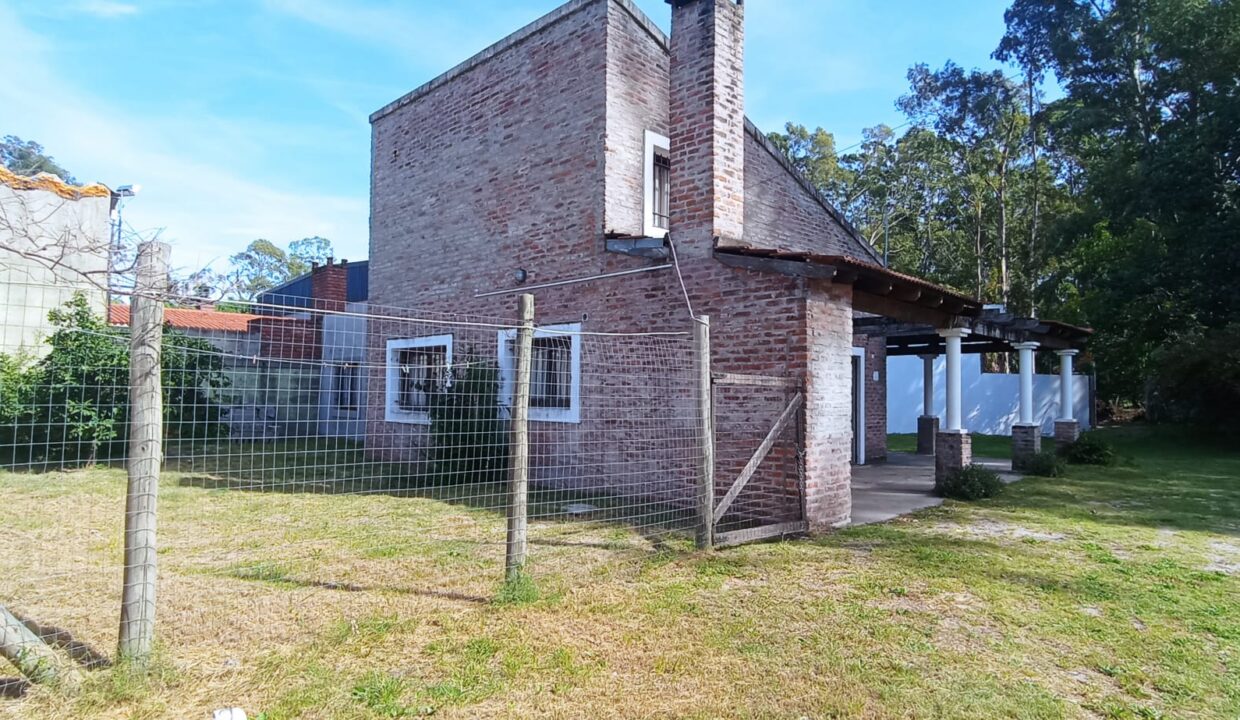 WhatsApp Image 2024-04-12 at 4.20.16 PM (1)