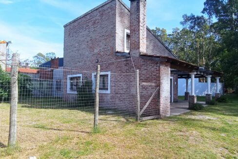 WhatsApp Image 2024-04-12 at 4.20.16 PM (1)