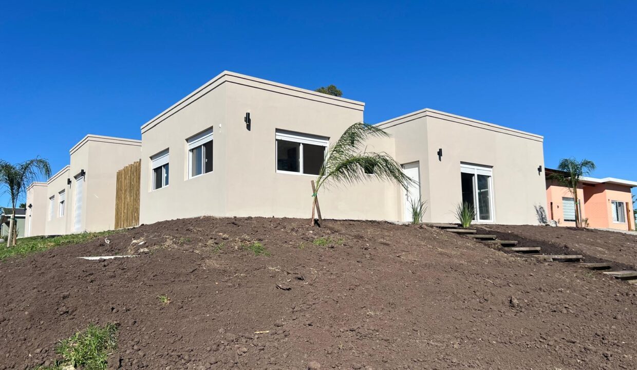 WhatsApp Image 2025-10-20 at 4.47.02 PM (1)