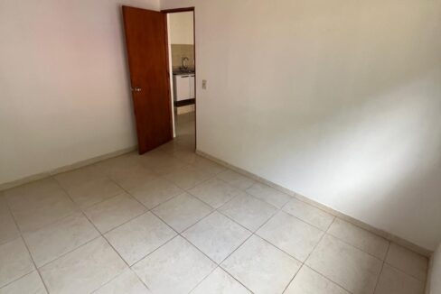 4dd68b34-042d-4e5c-acff-29db7e800c5d