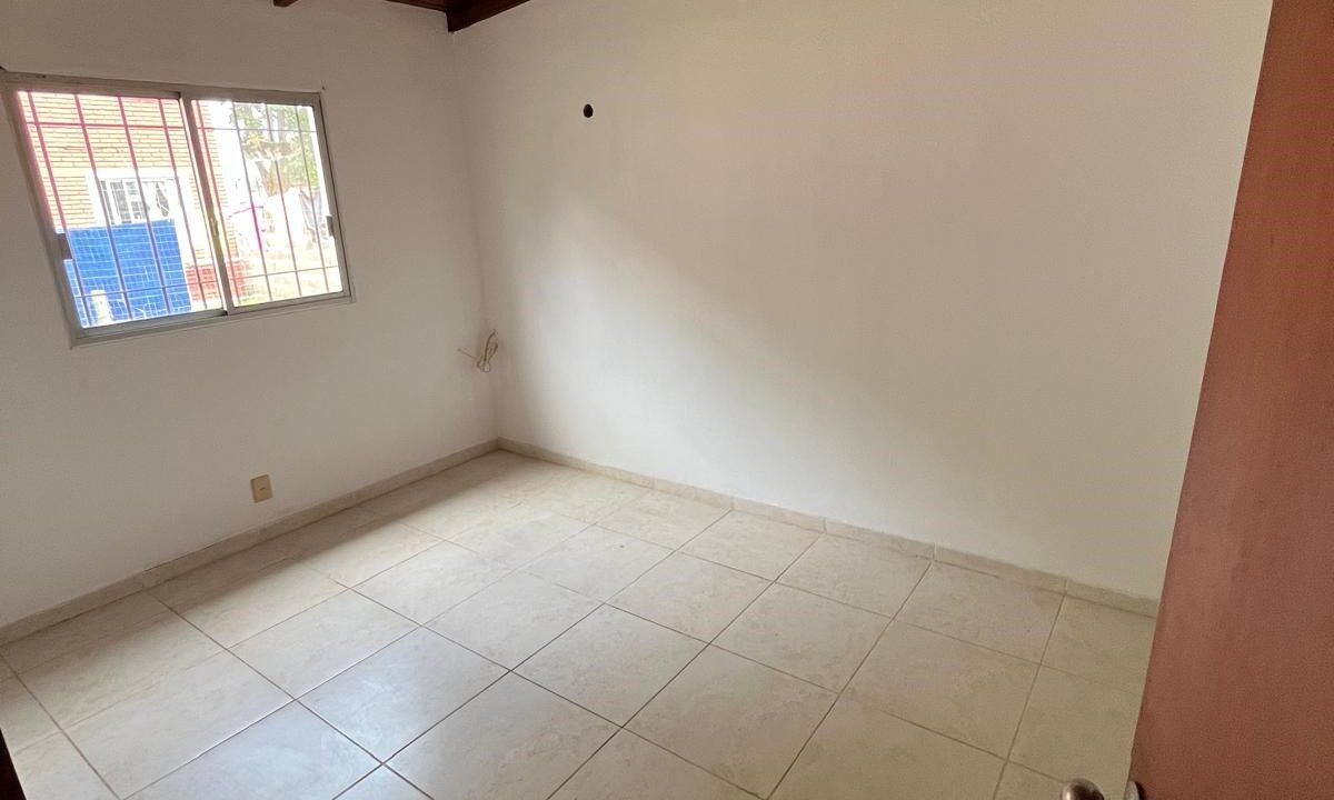 cfc5ff2a-9f79-46e5-8895-ee360d2ae99f